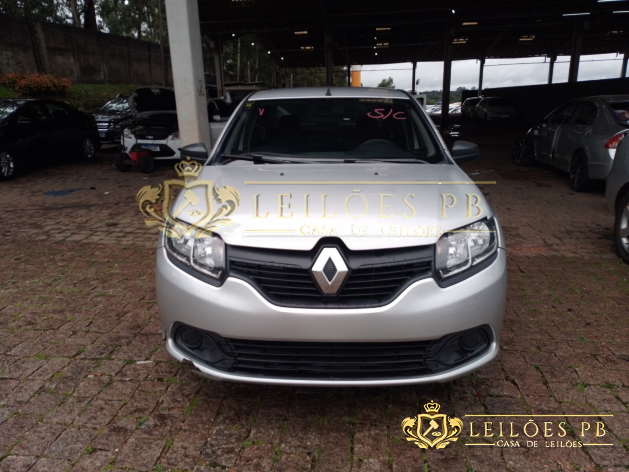 LOTE 15 RENAULT/LOGAN AUTH 10 FLEX 2017/2018 