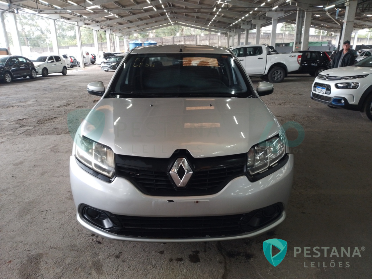 LOTE 35 RENAULT/LOGAN EXPR 10 FLEX 2019/2020